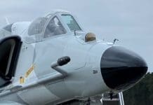 Top Aces integró en sus A-4N Skyhawk agresores la capacidad de búsqueda y seguimiento por infrarrojos