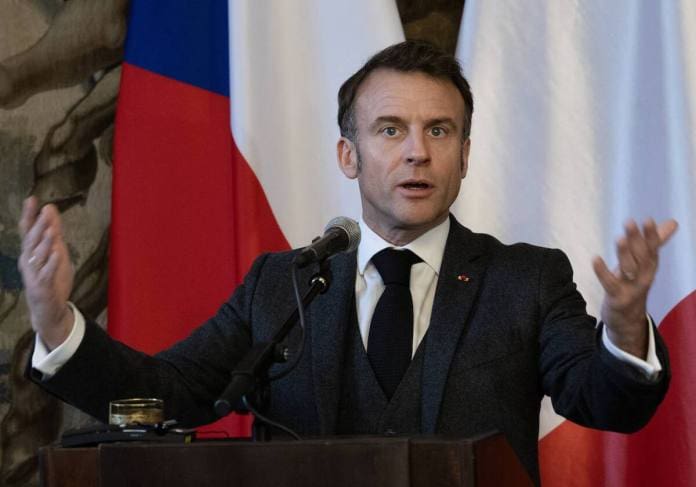 Macron llama a los aliados a «no ser cobardes» ante Rusia