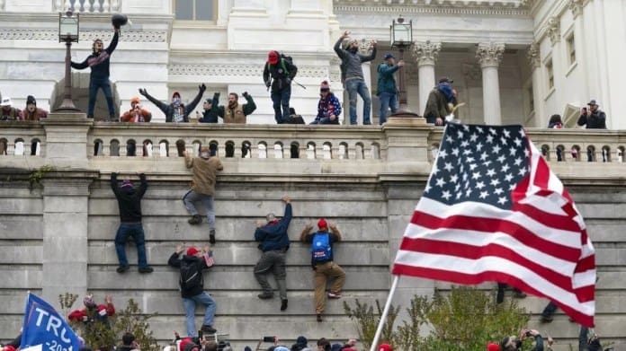 El vértigo de revivir el asalto al Capitolio