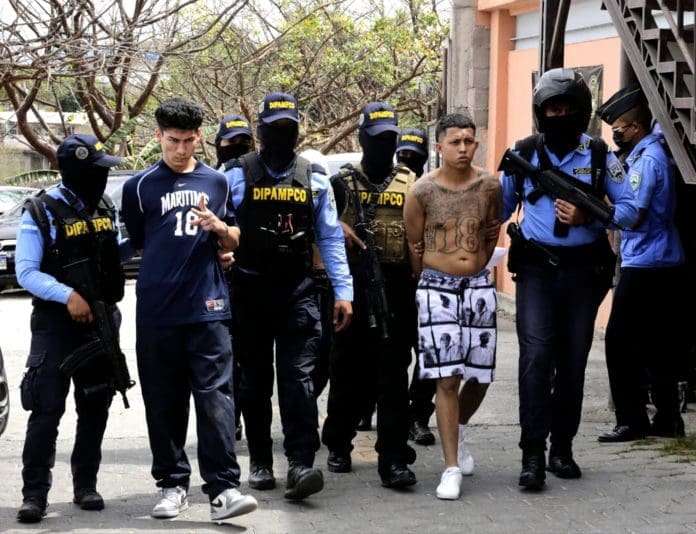 El crimen organizado supera la acción gubernamental y gana terreno en Latinoamérica - MarketData