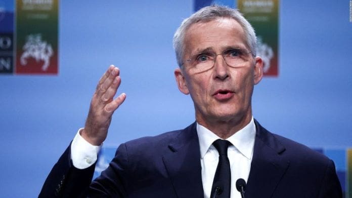 El secretario general de la OTAN, Jens Stoltenberg, realiza una visita no anunciada a Kyiv
