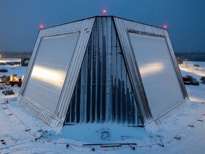 Activado en Alaska el radar LRDR para detectar amenazas balísticas -  Noticias Defensa defensa.com OTAN y Europa
