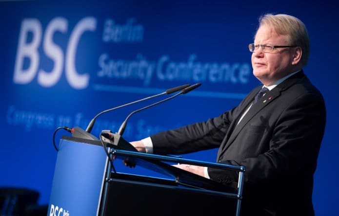 Hultqvist's PKK sympathy throws Sweden into the fire | Column