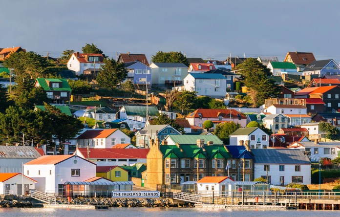 Puerto Argentino, Islas Malvinas. Luz verde para la construcción del principal puerto del Atlántico Sur - Pescare