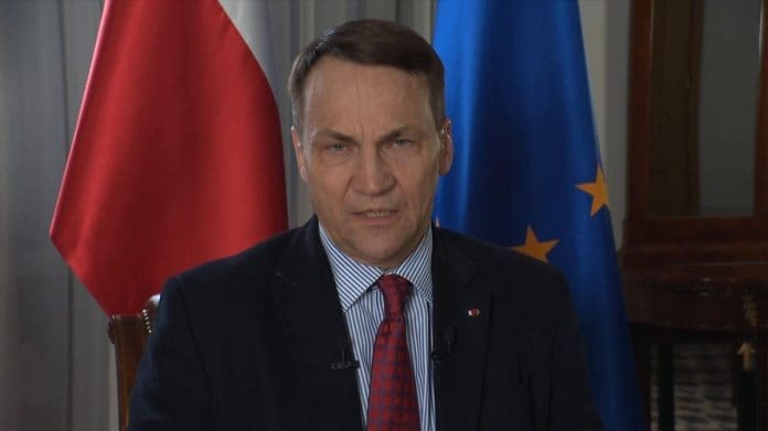 Sikorski: Russia has regained initiative