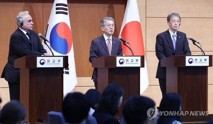 Conferencia conjunta entre vicecancilleres de Corea del Sur-EE. UU.-Japón | AGENCIA DE NOTICIAS YONHAP