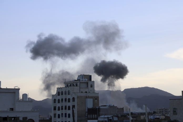 Houthis Vow 'America Will Pay a Heavy Price' for Bombing Yemen Amid Crisis - Newsweek