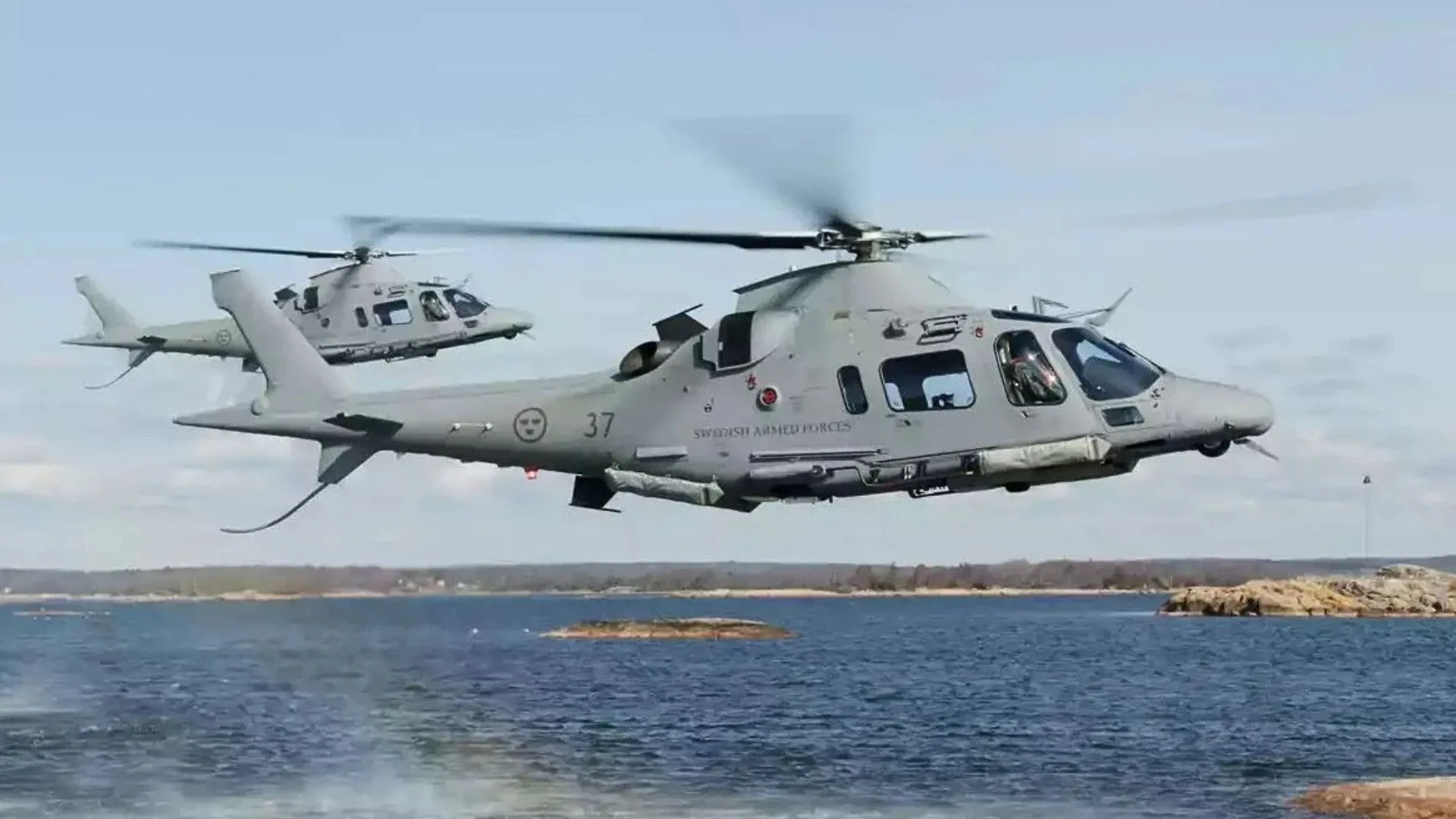 Helicóptero naval AW109M