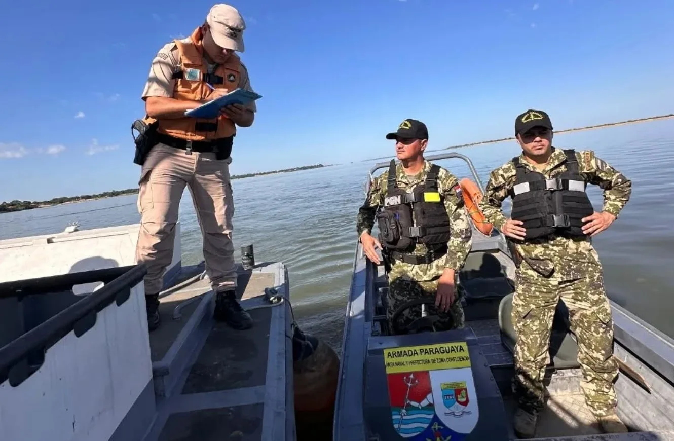 Patrulla fluvial entre la Armada de Paraguay y Prefectura Nacional Argentina. Crédito: Armada de Paraguay