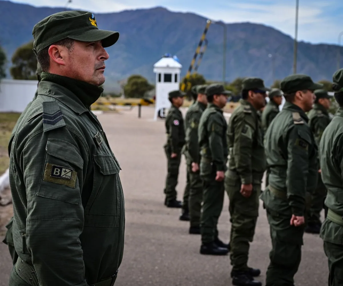 Formación cadetes y aspirantes a gendarmes