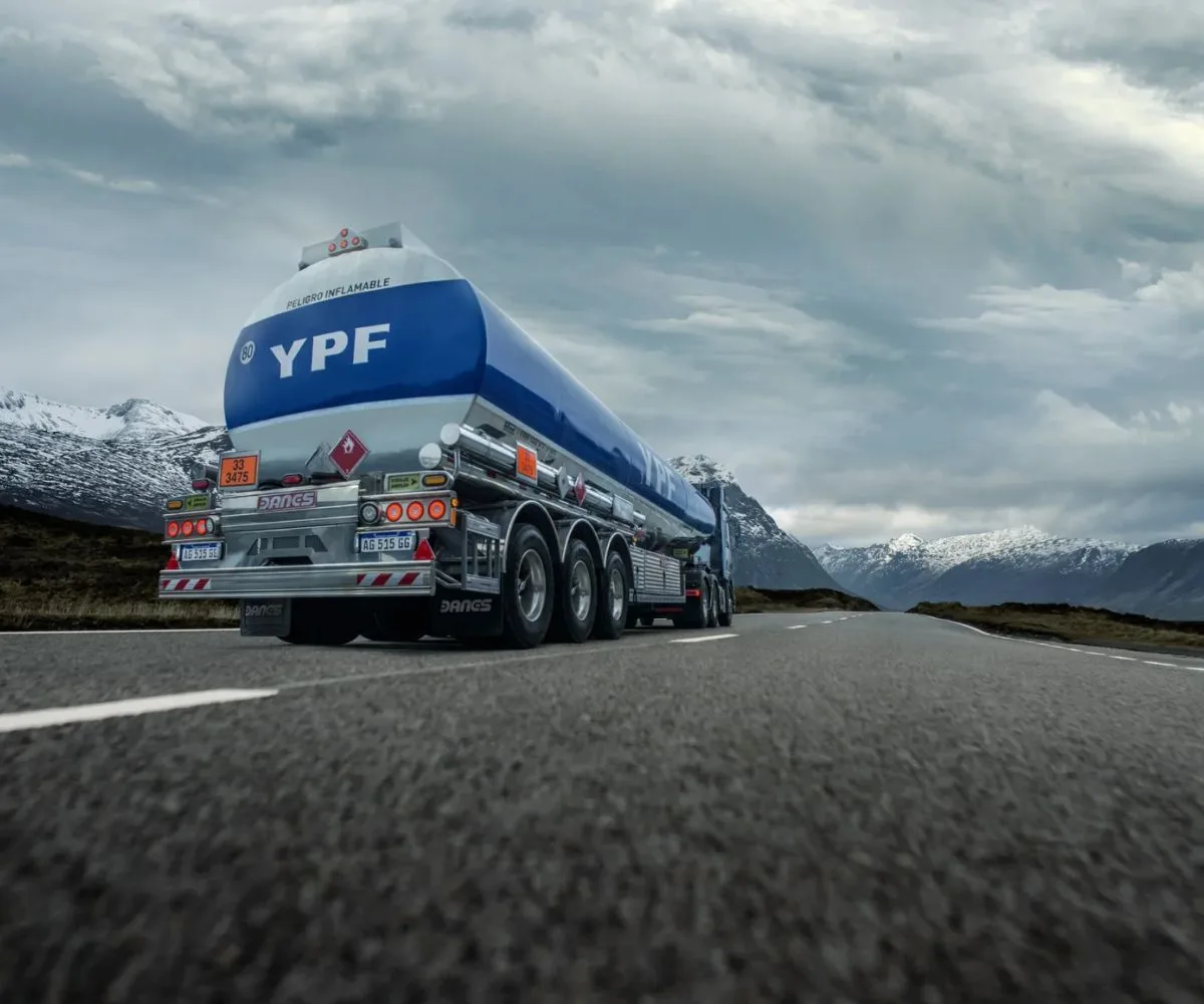 Yacimientos Petrolíferos Fiscales (YPF)