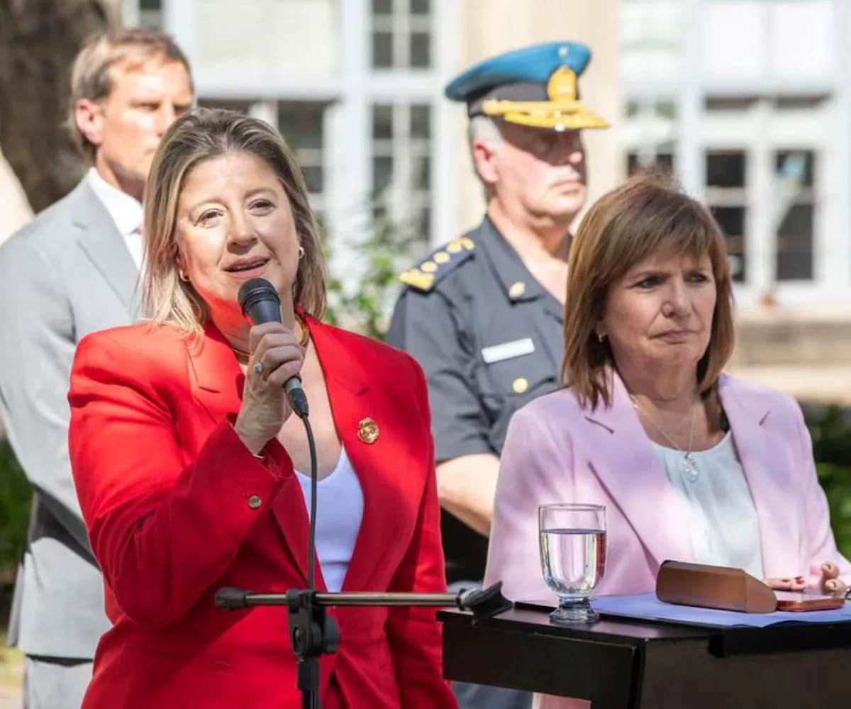 Alejandra Monteoliva, Ministra de Seguridad Nacional, y Patricia Bullrich, ex Ministra de Seguridad Nacional y Senadora por La Libertad Avanza